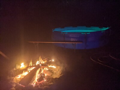 WAMP2022-Lagerfeuer_Pool.jpg