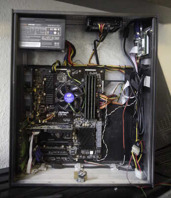 blackalucase-_MG_1143.JPG (image/jpeg, 3382900 B)