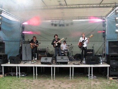 Rock die Burg 2007-rdb07_steeph_66.JPG (image/jpeg, 149021 B)