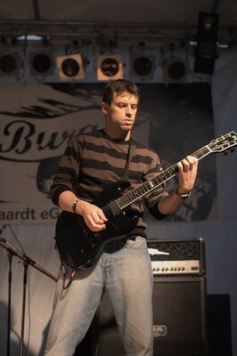 Rock die Burg 2008-RdB08_steeph073.jpg (image/jpeg, 81669 B)