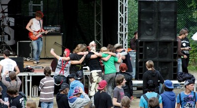 Rock die Burg 2010-IMG_5000.JPG (image/jpeg, 171100 B)