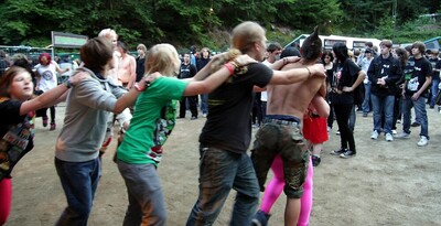 Rock die Burg 2010-IMG_5145.JPG (image/jpeg, 177237 B)