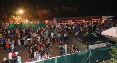 Rock die Burg 2011-IMG_0574.JPG (image/jpeg, 123787 B)