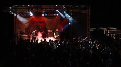 Rock die Burg 2011-IMG_0598.JPG (image/jpeg, 73343 B)