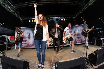 Rock die Burg 2013-IMG_4307.JPG (image/jpeg, 211972 B)