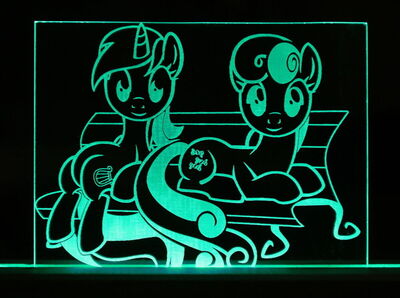 LED-pictures-lyra_and_bon_bon_acrylic_led_picture_by_steeph_k_d9ry7ie.jpg (image/jpeg, 152492 B)