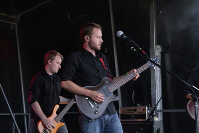 Rock im Wingert 2012 - fire on dawson-IMG_1365.JPG (image/jpeg, 552643 B)